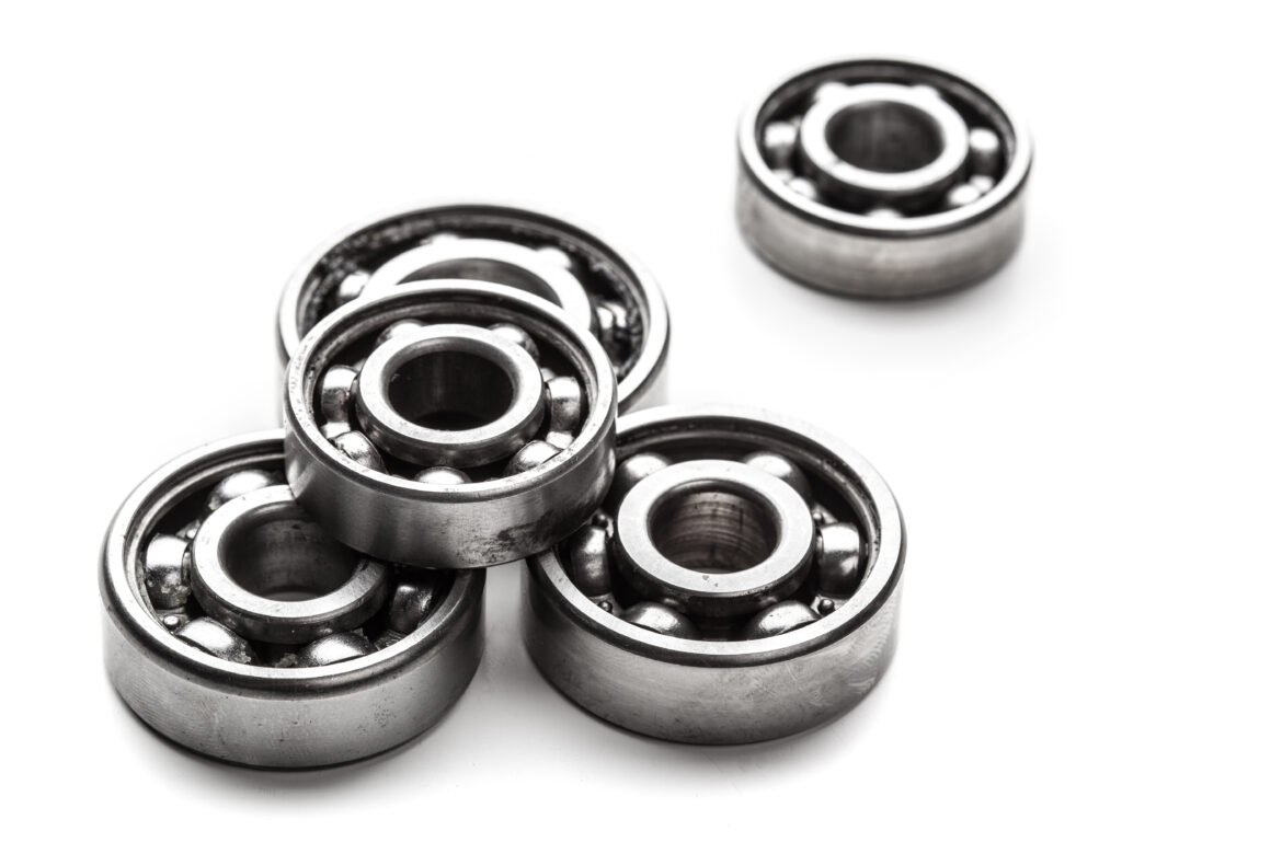 How to detect bearing damage at the earliest stage